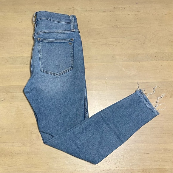 Women’s Madewell 10" High-Rise Skinny Jeans in Ainsworth Wash: Raw-Hem - Size 28 - Picture 4 of 10